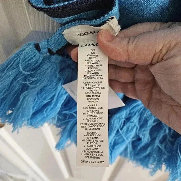 NWT Coach varsity knit fringe trim scarf - Picture 4 of 5